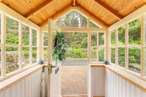 Photo 14- click for photo gallery